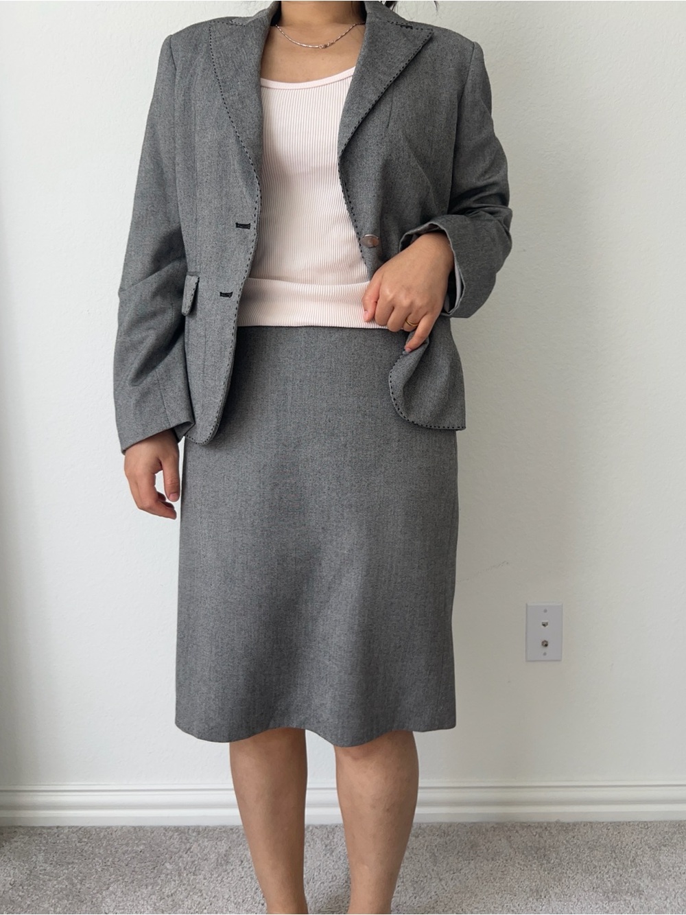 Anne Klein Gray Tailored Pencil Skirt